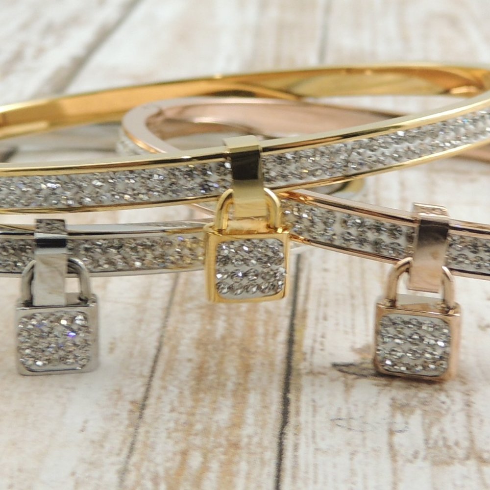 Lock Charm Bangle - Picture 2 of 13